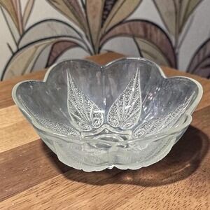 Indiana‎ Glass Clear Trinket Dish, Vintage Leaf Design Candy Bowl, Centerpiece